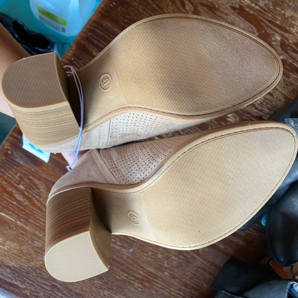 Universal Thread Laser Cut Bootie - image 3